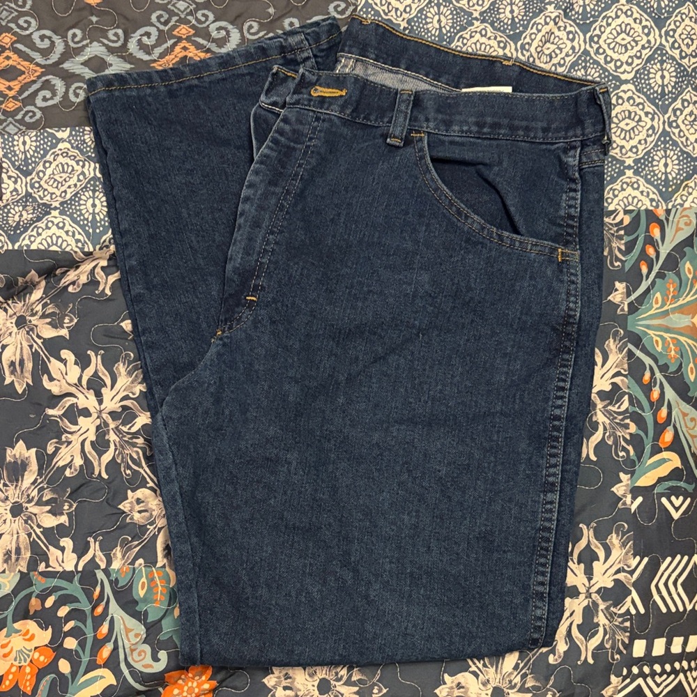 Men's Wrangler Blue Jeans Size 38" x 29"
